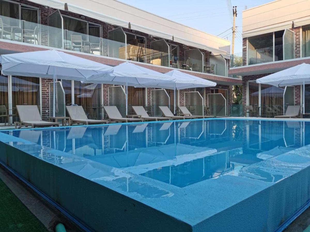 Hotel Capital Lux 奈德里 外观 照片