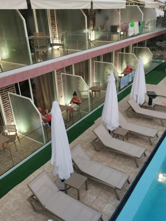 Hotel Capital Lux 奈德里 外观 照片